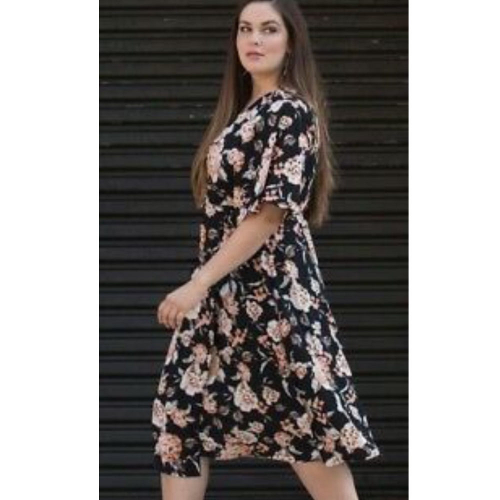 Kiyonna plus size 0 faux wrap dress